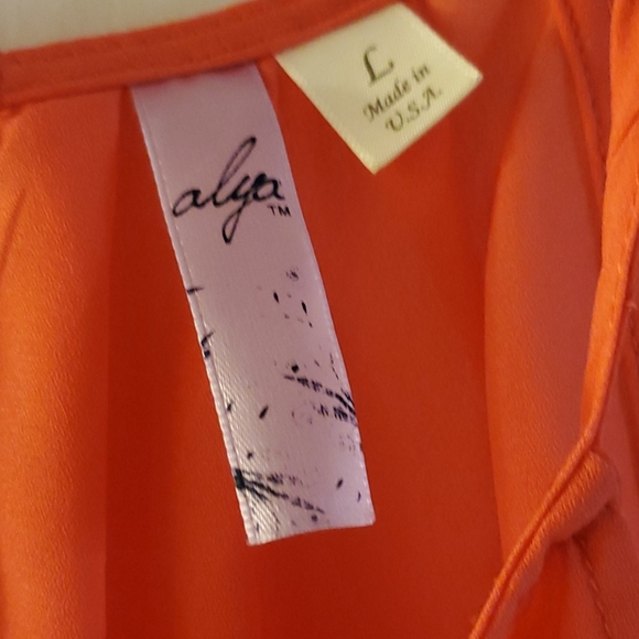 Tank top - Picture 3 of 3